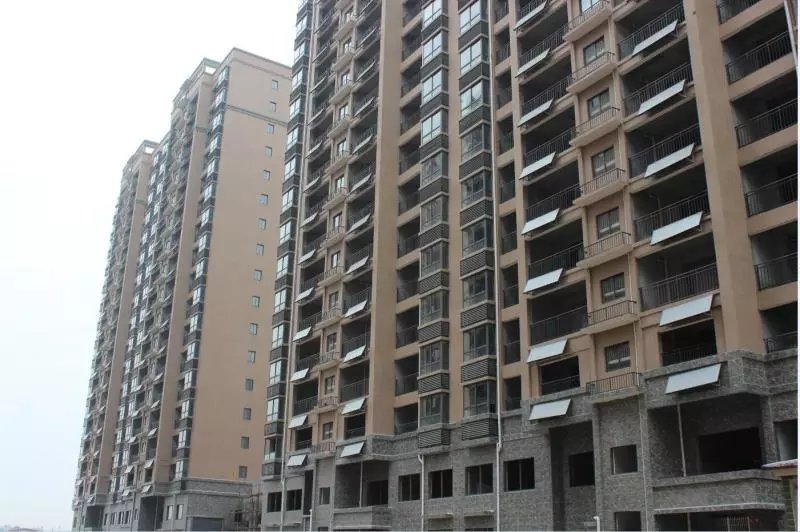 阳台壁挂太阳能